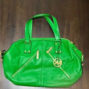 Micheal Kors purse